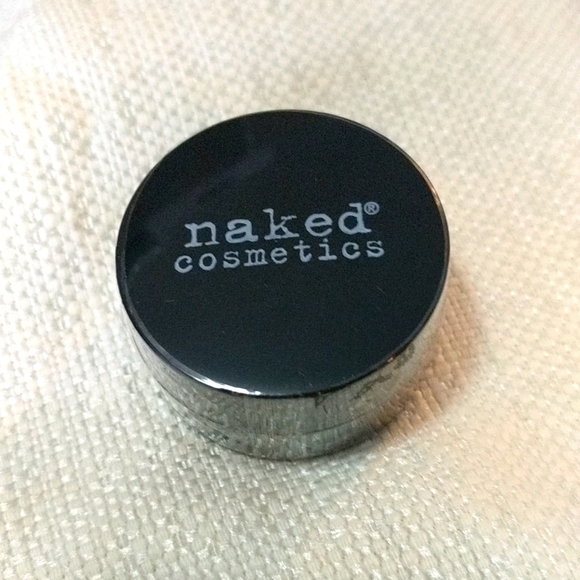 Naked cosmetics Vanilla lip scrub - Picture 2 of 3